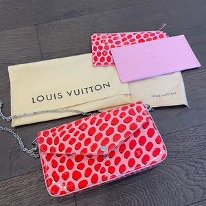 Louis Vuitton pochette with wallet inserts